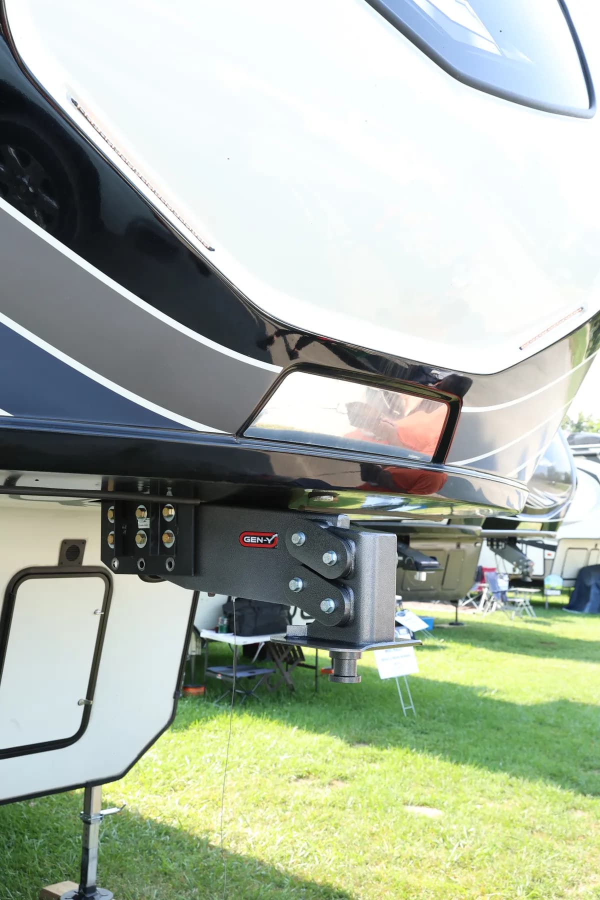 EXECUTIVE TORSION-FLEX Rhino Fifth Wheel King Pin Box 25K - 45K pin weight range 30K Towing