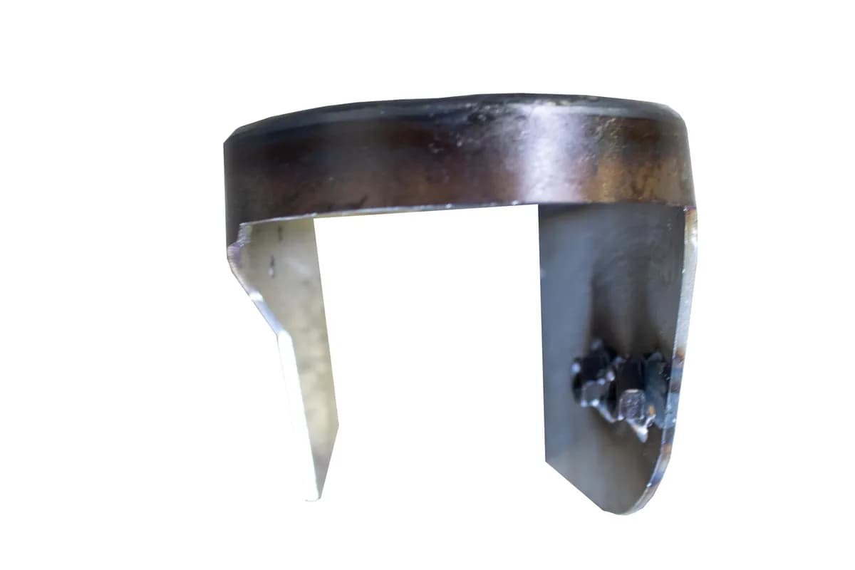 Rust Buster 1999-2006 Chevy & GMC 1500 Radiator Core Support Cab Mounts RB7323