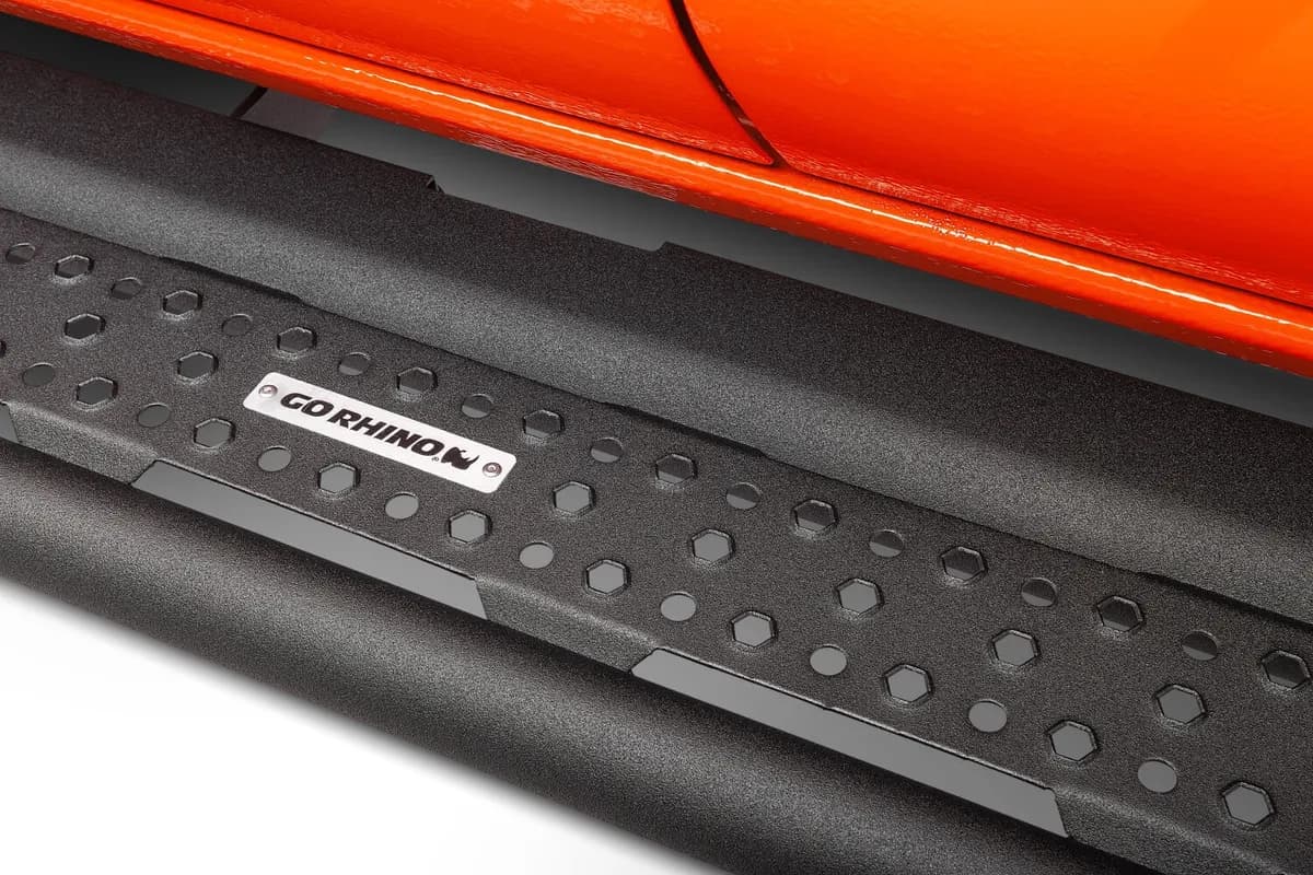 0718 Wrangler 4DR Black Dominator d6 Dual Purpose Step W/Slider Design/Steel no Slip Grip Design