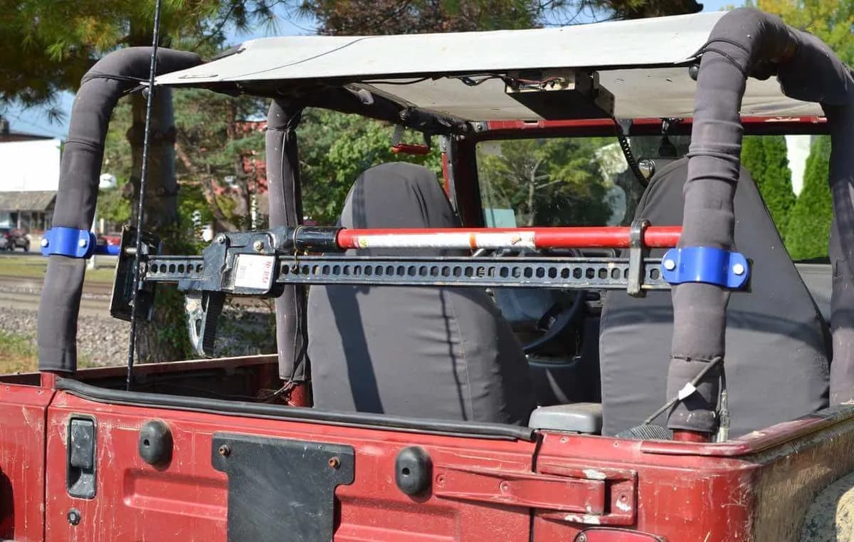 Recovery and Towing 1997-2006 High Lift Jack Mount Roll Bar Bare