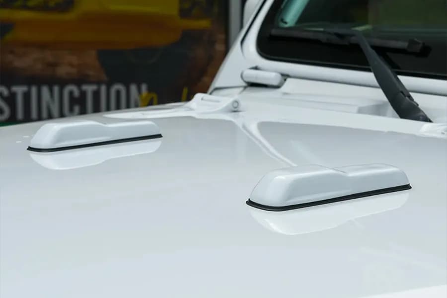 Distinction Applied 2018 - 2025 Jeep Wrangler Gladiator Jeep Wrangler JL / Gladiator Hood Bumper Cover - Bright White DA_JL_HBMPR_PW7