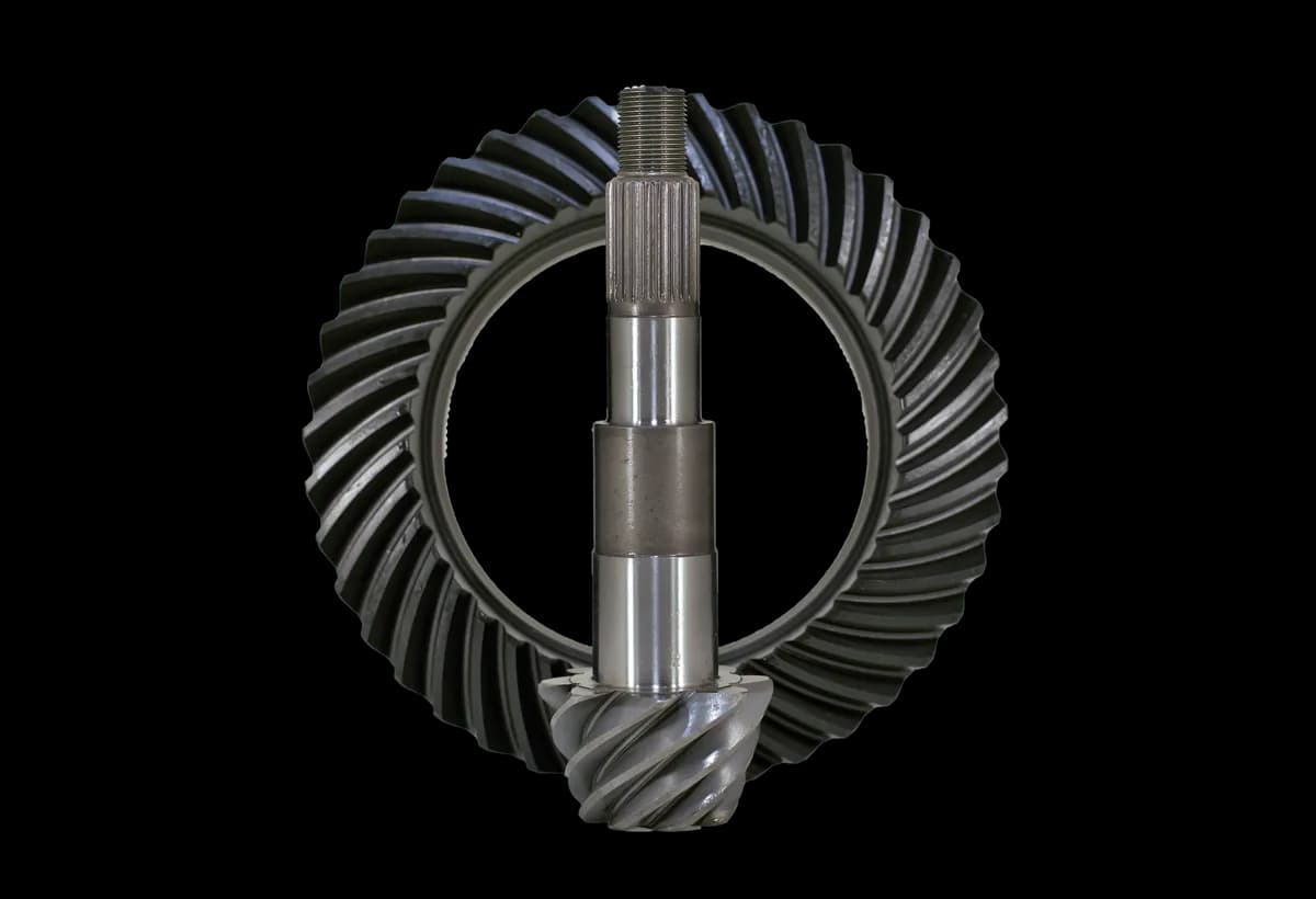 Nissan H233B Front Axle 5.57 Ratio Ring and Pinion Revolution Gear