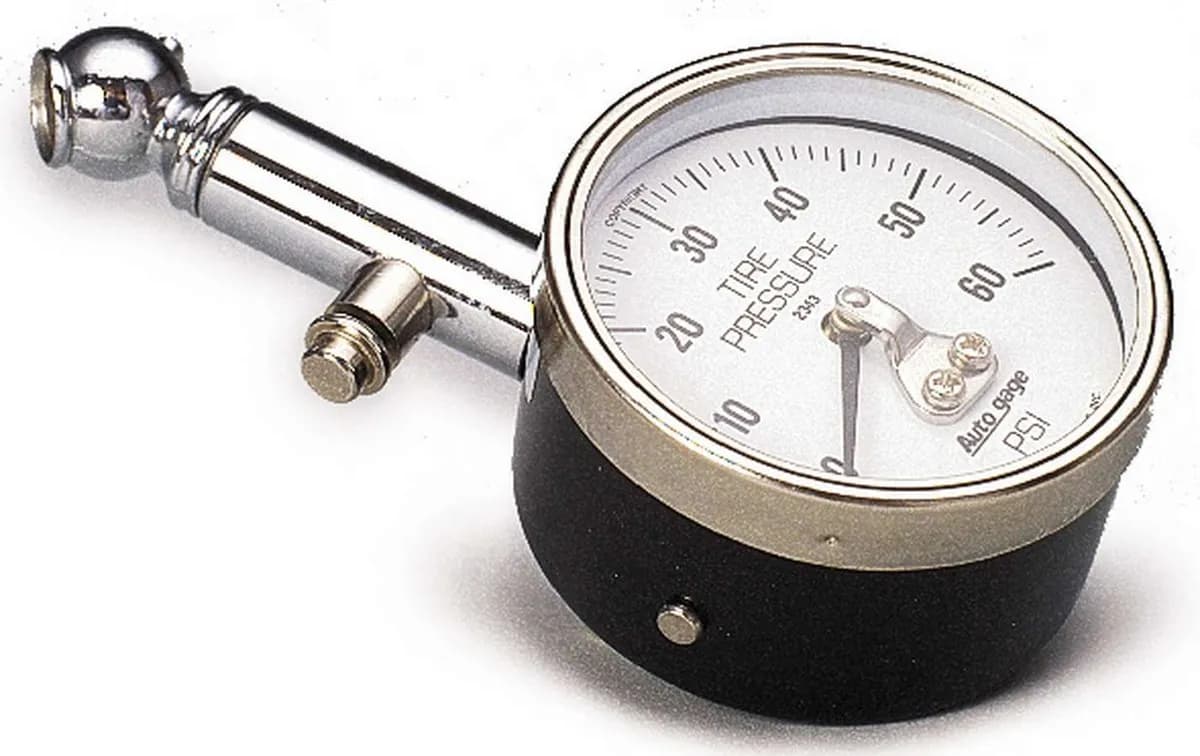 Autometer 2343 Gauge, Tire Pressure, Analog, 60psi, White Dial, w/ Peak Hold, Autogage