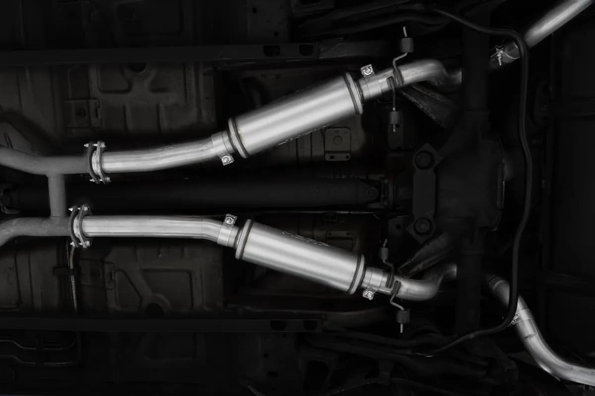 Armor Lite Cat Back Exhaust System; 2.5 in.; Dual Rear Exit; Aluminized Steel; 3.5 in. Dual Walled Tips;