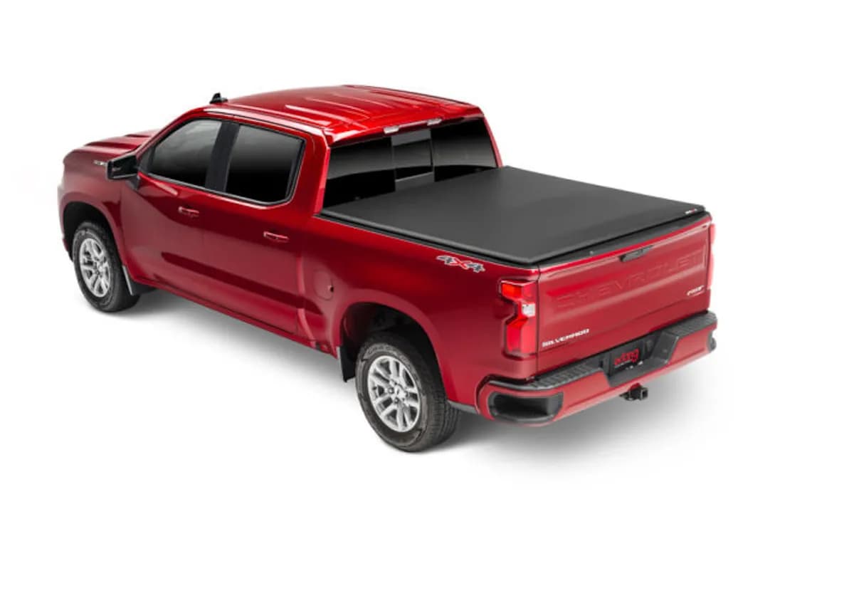 Extang Trifecta 2.0 Folding Tonneau Cover for GMC Sierra 1500 5 ft 8 in Bed 2019-21