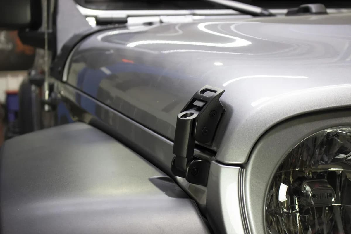 Kentrol Hood Catch Kit for 2018 & Up Wrangler/2020 & Up Gladiator 80715