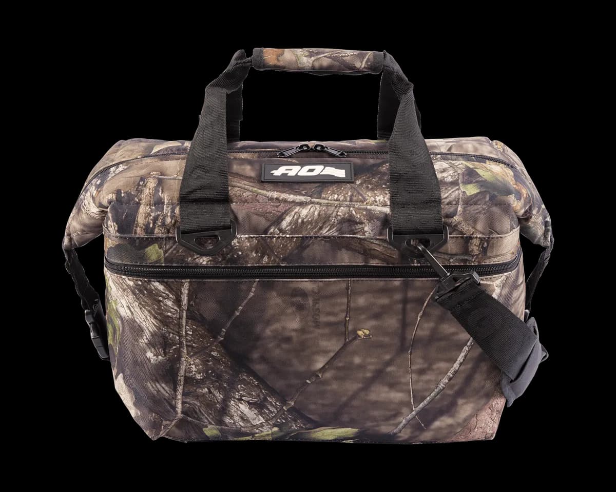Expedition Canvas Mossy Oak Break-Up 24 Can Cooler