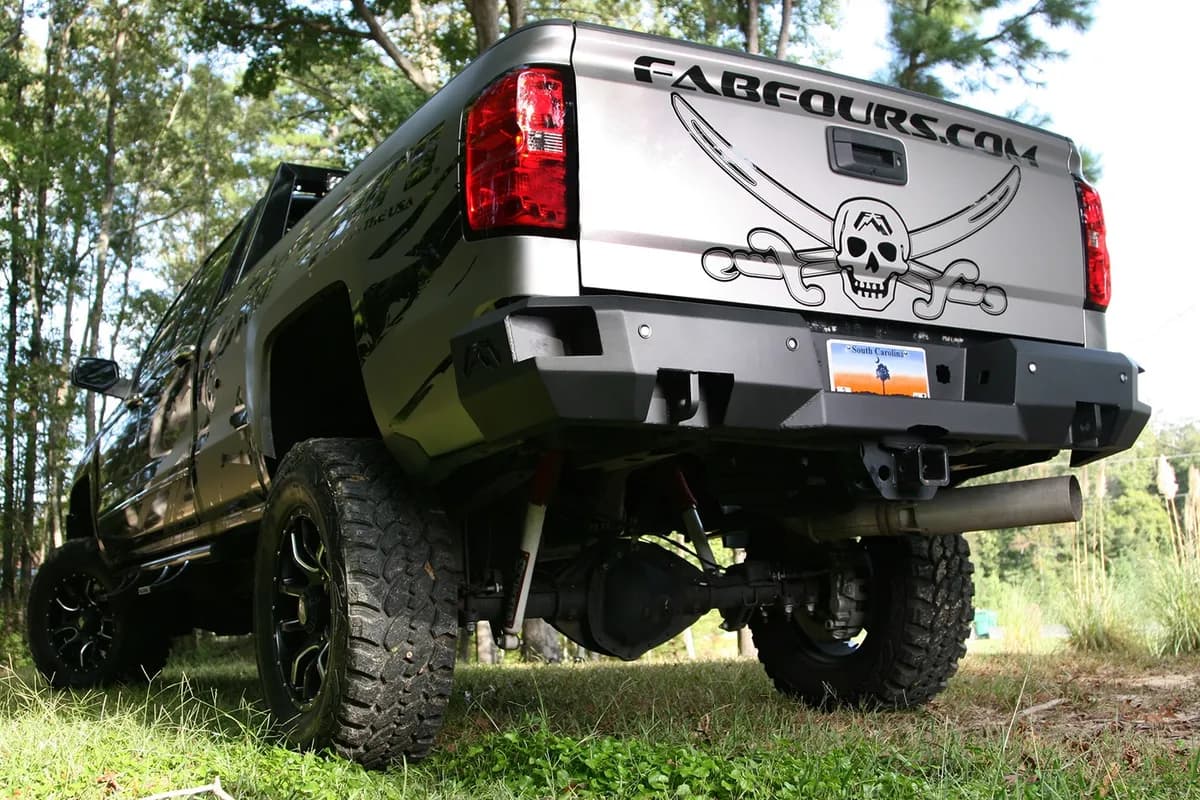 1519 Silverado/Sierra 2500/3500 HD Premium Sensor Rear Bumper Matte Black