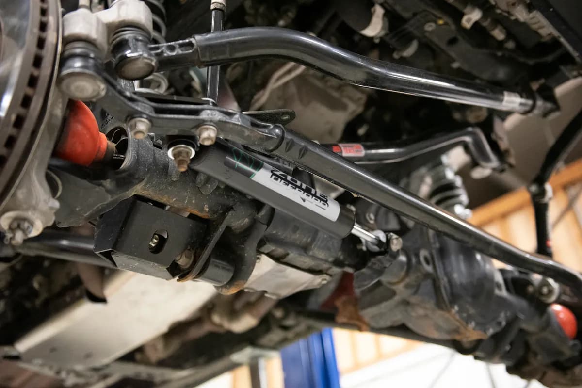 Single Steering Stabilizer | Jeep Wrangler JL (18-26) and Gladiator JT (20-26)