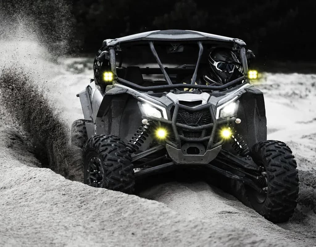 Cannon Race 3 Spot w/ Harness Selective Yellow Pair