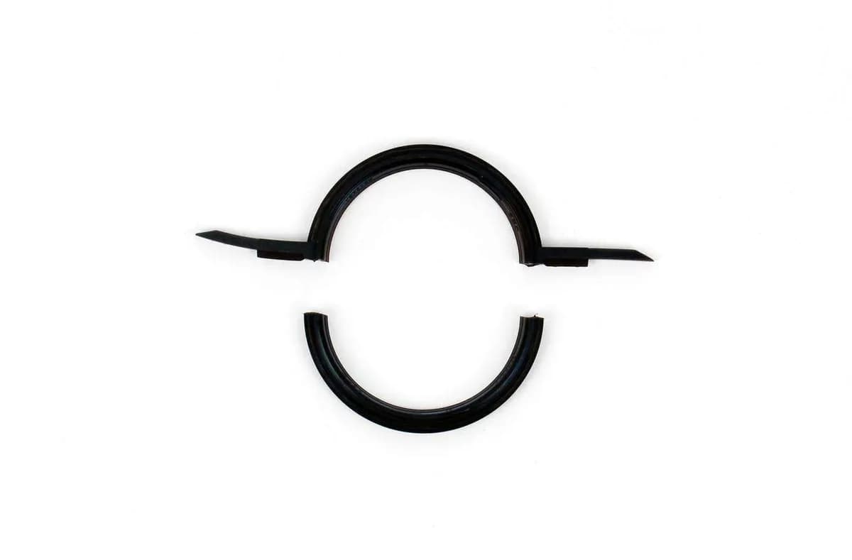 Cometic Gasket Automotive C5564 Chrysler Magnum V6/V8 Rear Main Seal