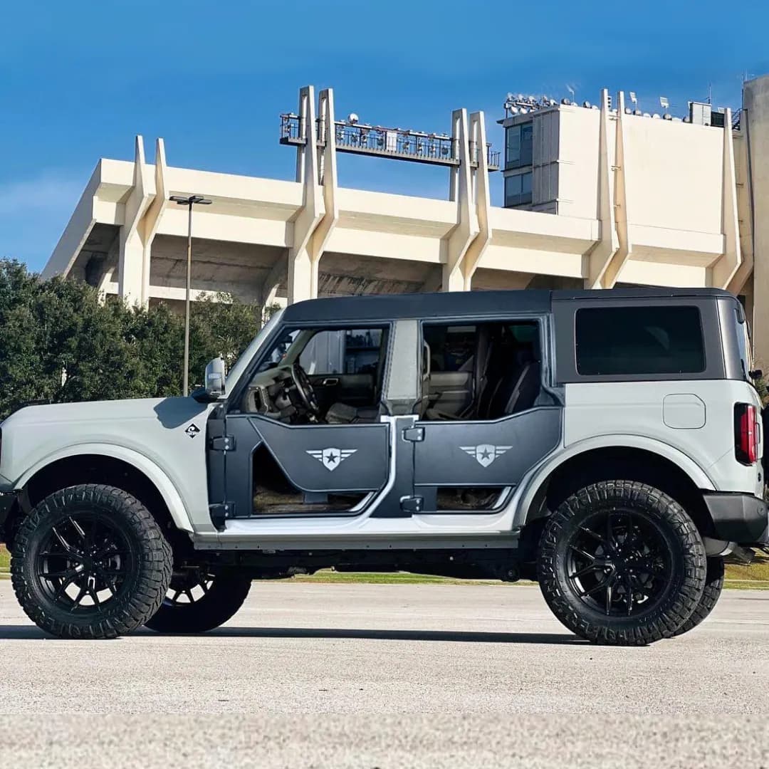 Combat Off Road Ford Bronco Mission Tube Doors - Front Pair 45-1046