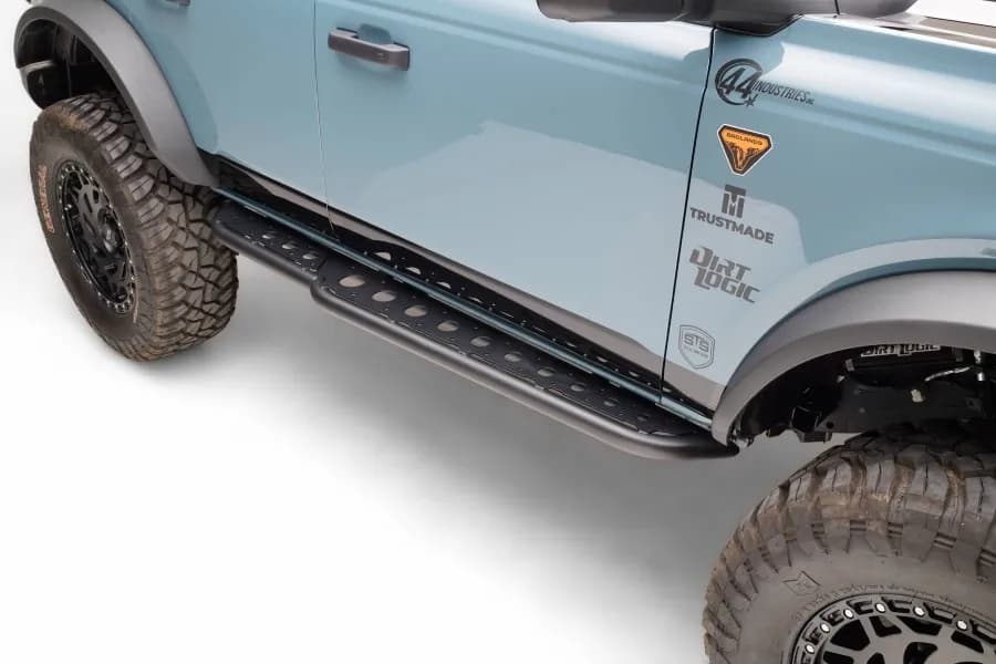 ZROADZ 2021-2023 Ford Bronco 4 Door TRAILX.R3 Series Rock Slider Side Step