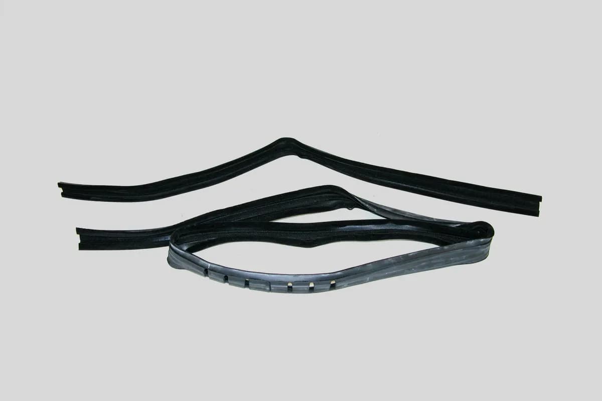 Fairchild Industries Glass Run Kit - KD1010