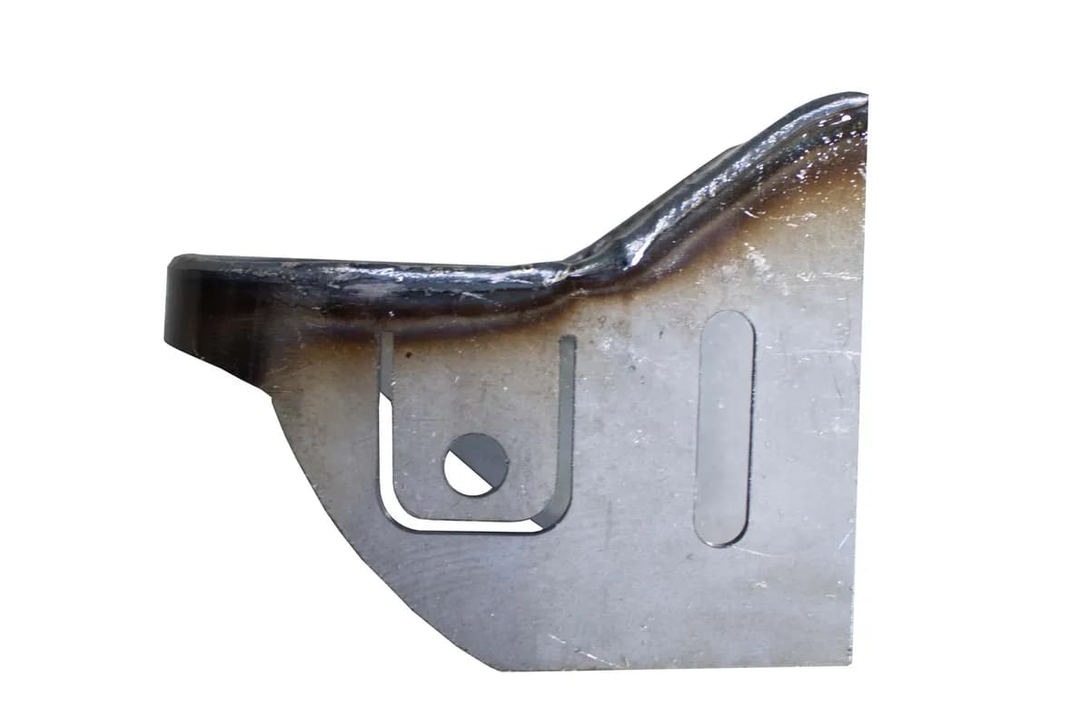 Rust Buster 1999-2013 Chevy Silverado& GMC Sierra Center Cab Mount RB7325