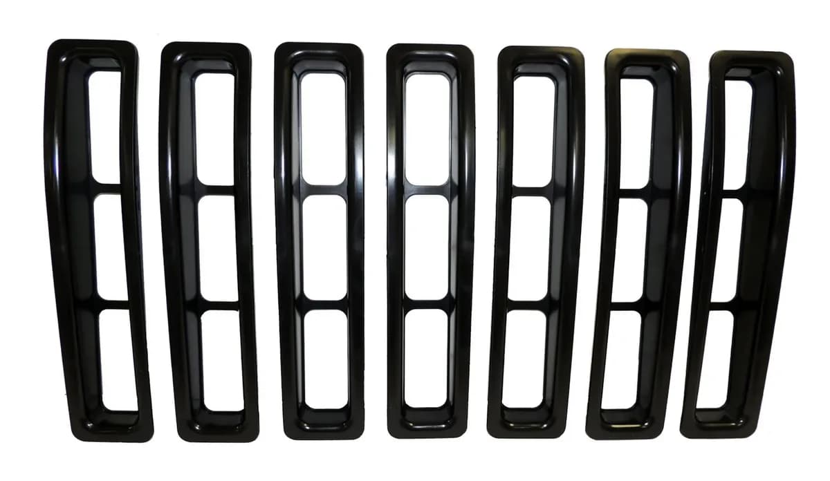 RT Off-Road - Plastic Black Grille Insert Set