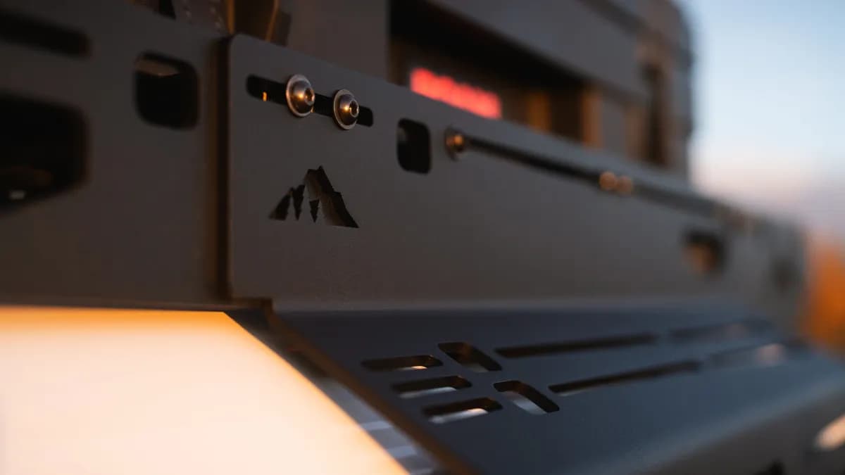 Lc250/Gx550 Window Panel