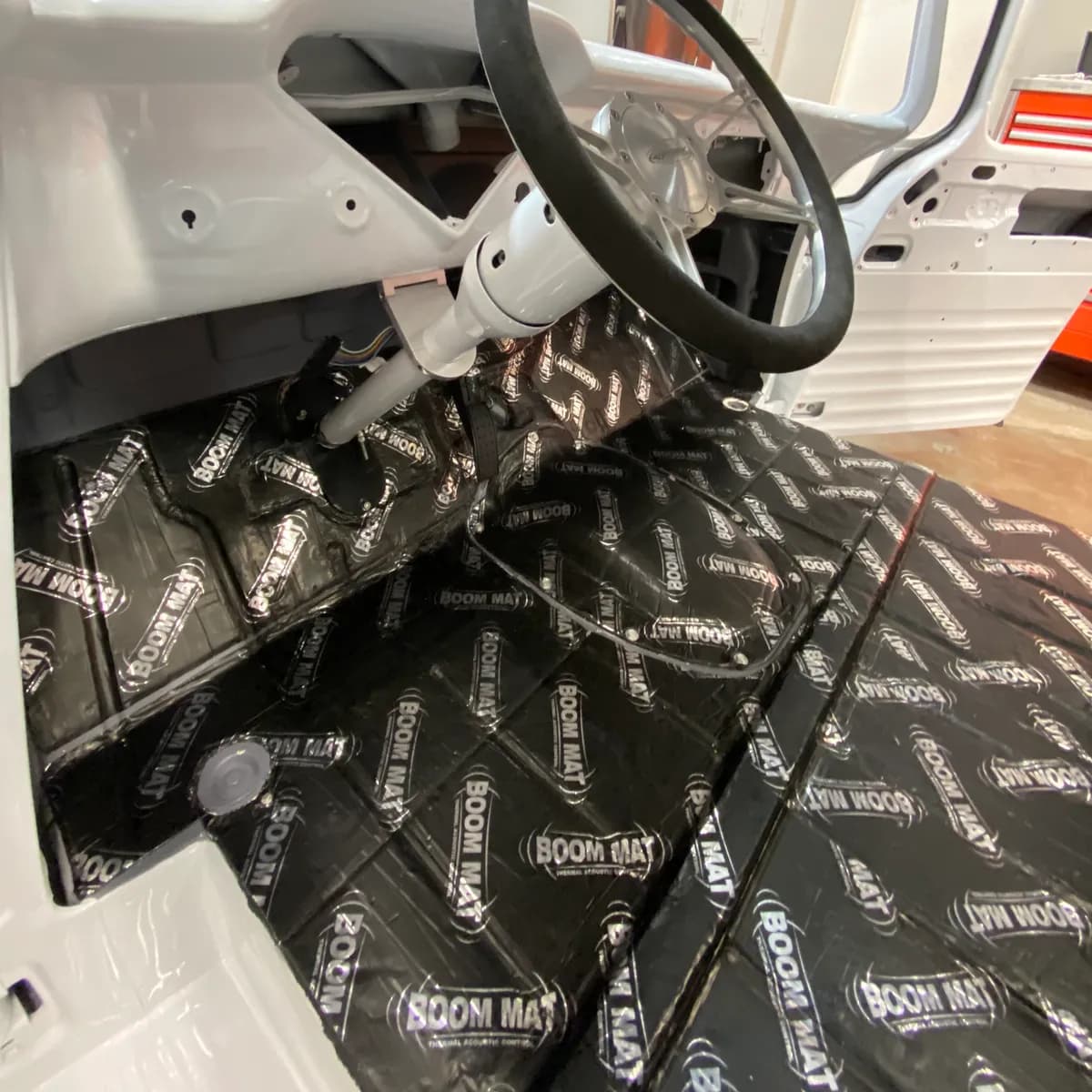 DEI Boom Mat Damping Material - 12-12in x 24in 6 pk - 12.5 sq.ft.