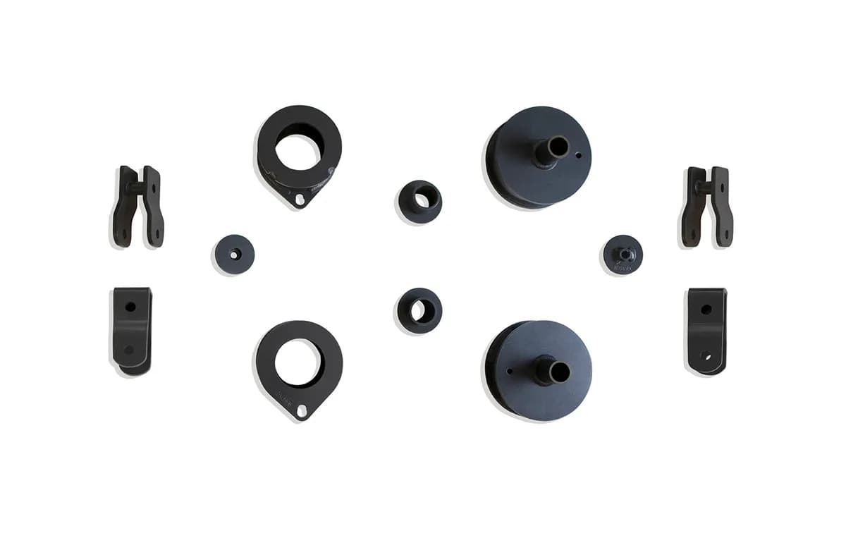 Max Trac Suspension 2.5/2 Spacer Kit w/ Shock Extenders - K949822e