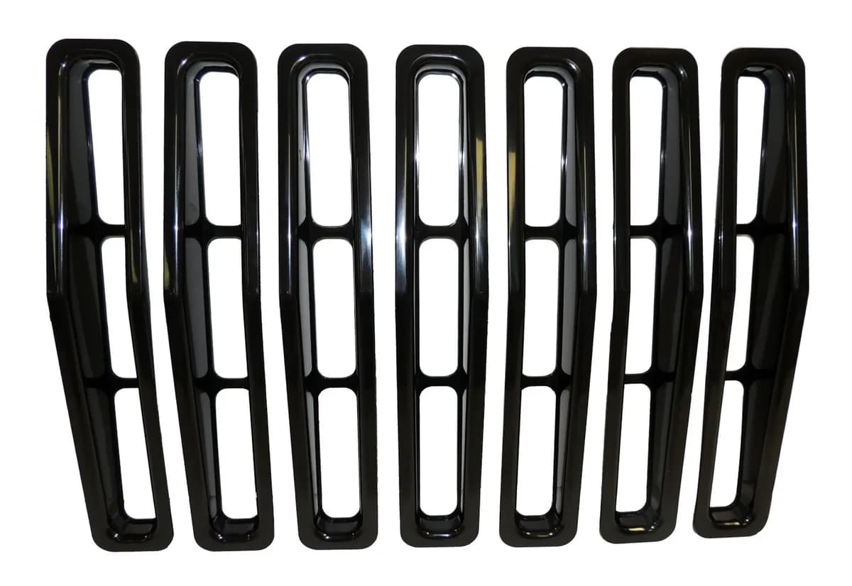 RT Off-Road - Plastic Black Grille Insert Set