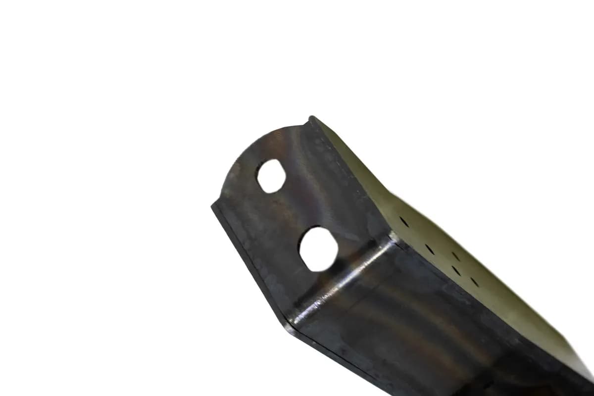 1999-2006 Chevy Silverado 1500 Extended Cab 1999-2006 Gmc Sierra 1500 Extended Cab Forward Bed Mount