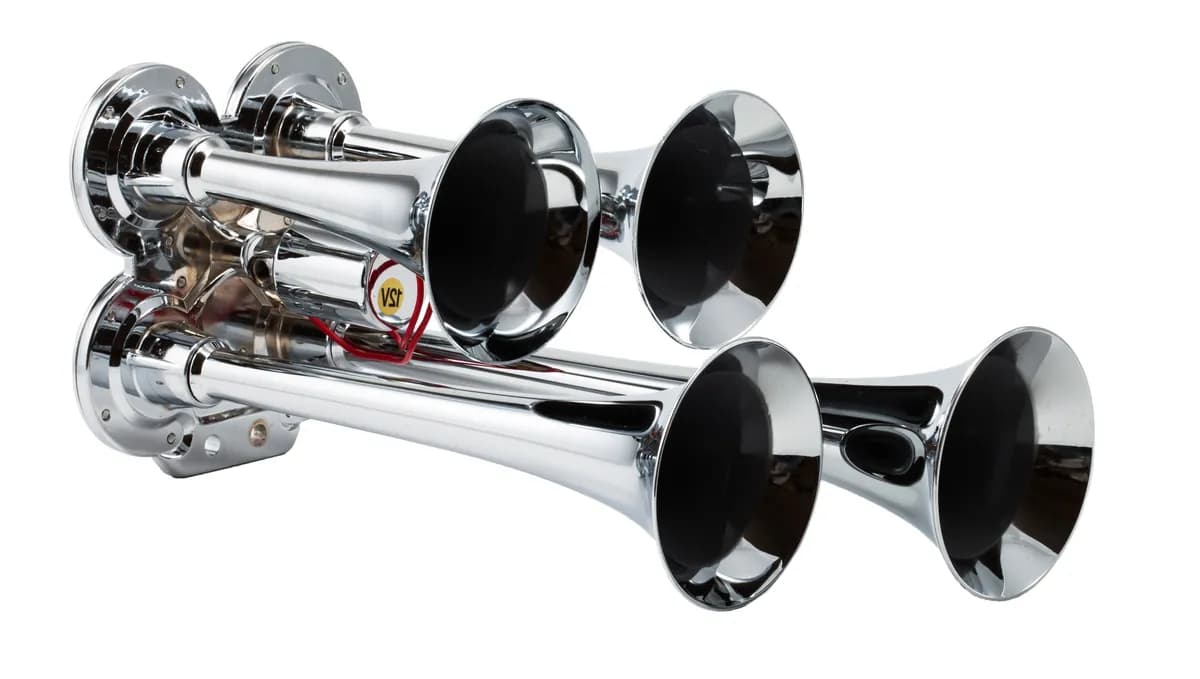 Chrome Quad Horn; 12.5 in. / 10 in. / 7.5 in. / 6 in. Trumpets; Chrome Plated Zinc Alloy;