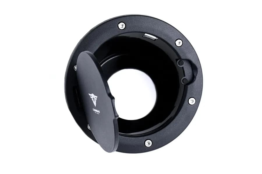 0718 Wrangler Fuel Containment Door Black