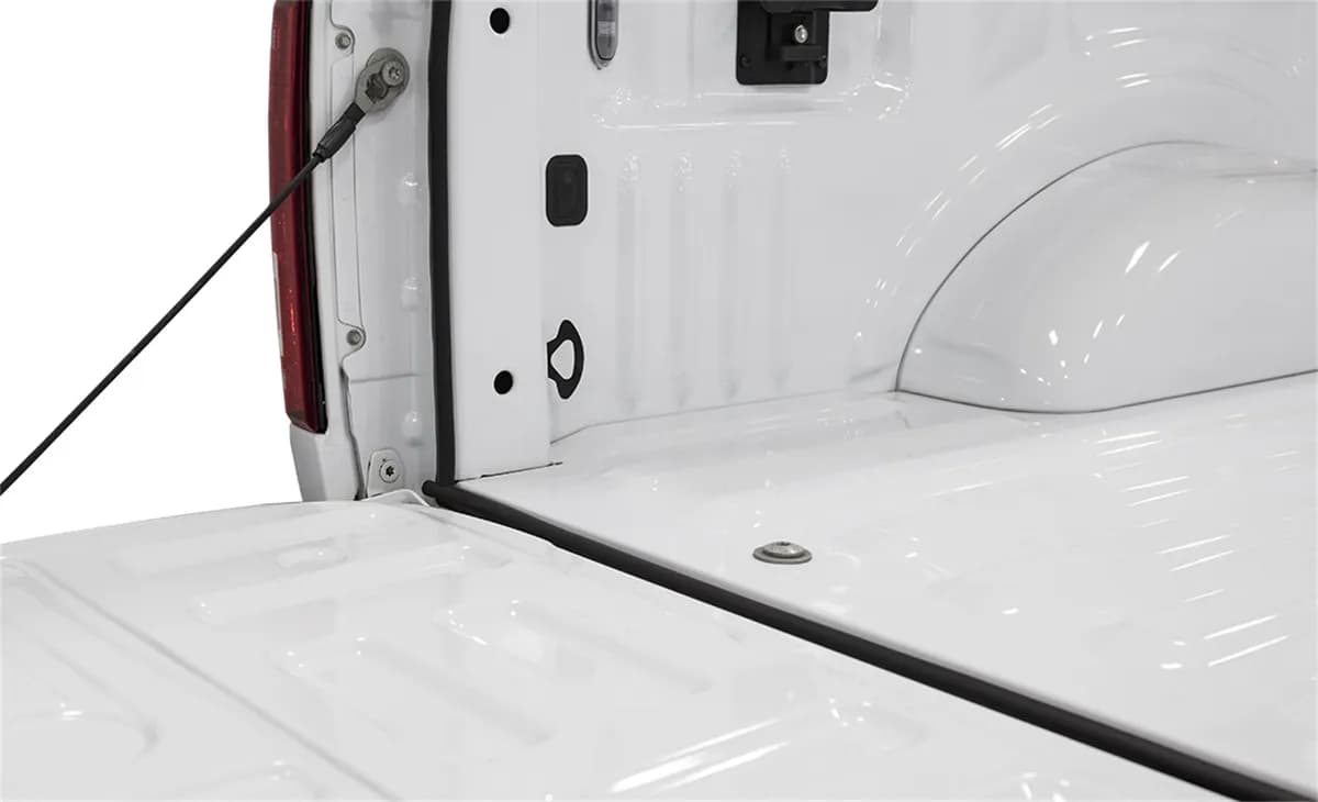 TRAILSEAL® Tailgate Gasket; Fits All Pickups;