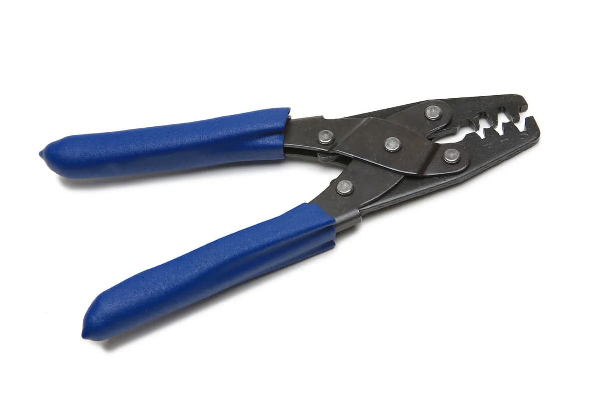 Roll Over Style Crimping Tool; Rolls Over The Terminal Ends;