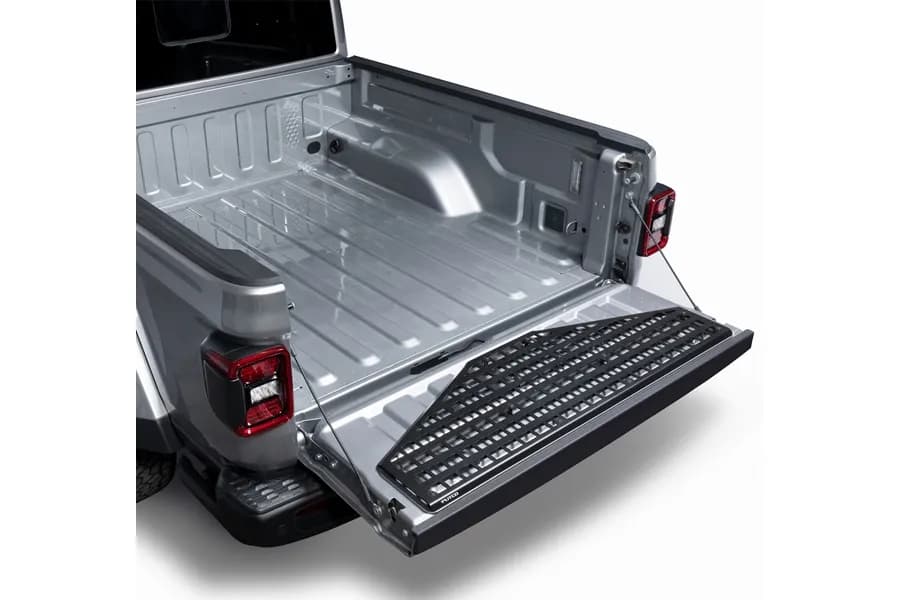 20c Gladiator Tailgate Molle Panel