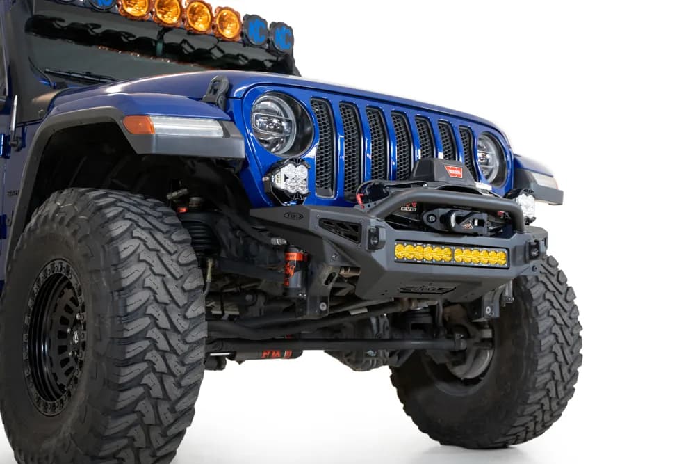18c Wrangler Rock Fighter Front Bumper w/ Mounts For 5 Cube Lights or 20in Universal Light Bar Blk
