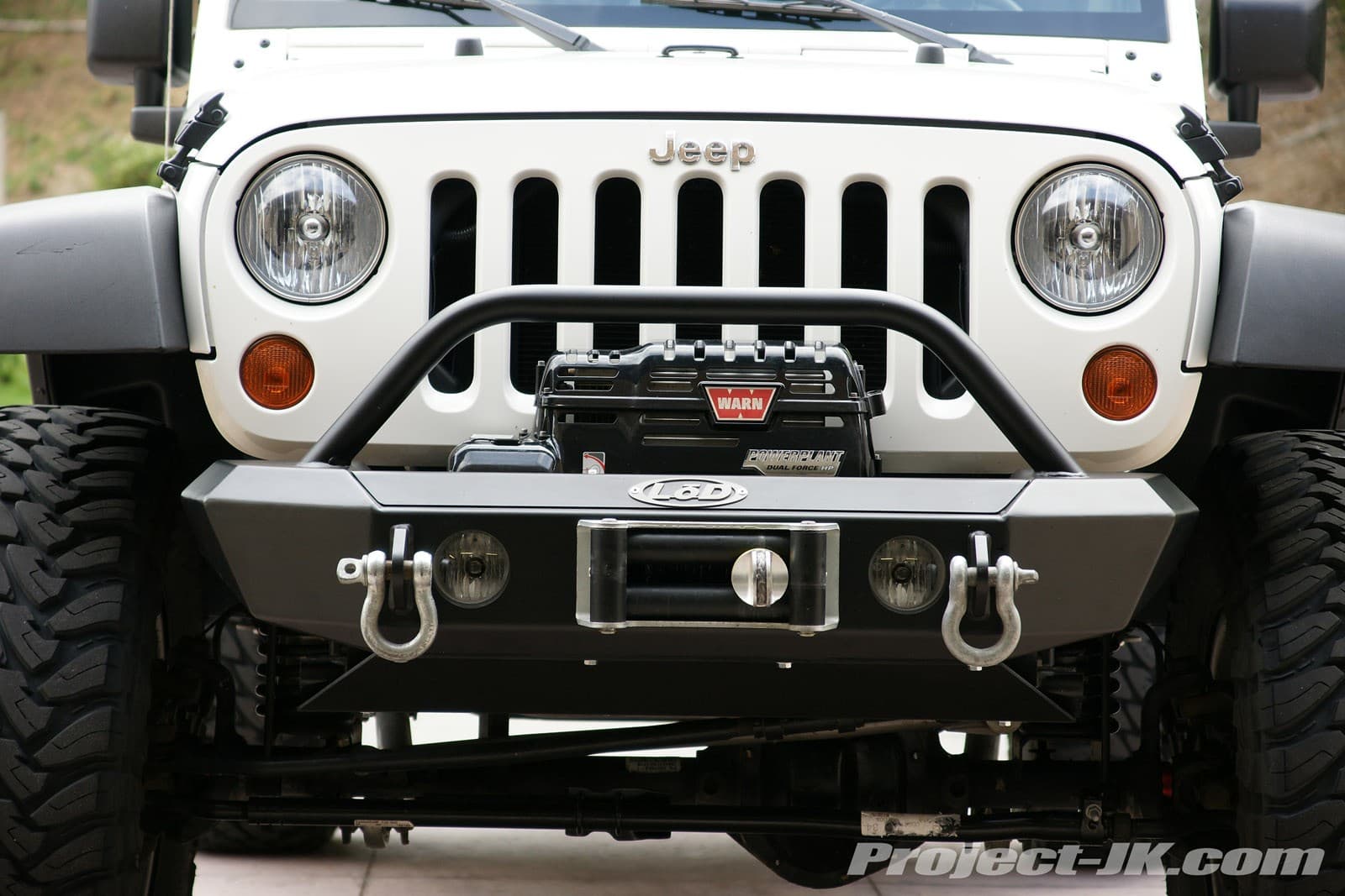 LoD Offroad JK Signature Series Shorty Front Bumper w / Bull Bar (Black Powder Coated)