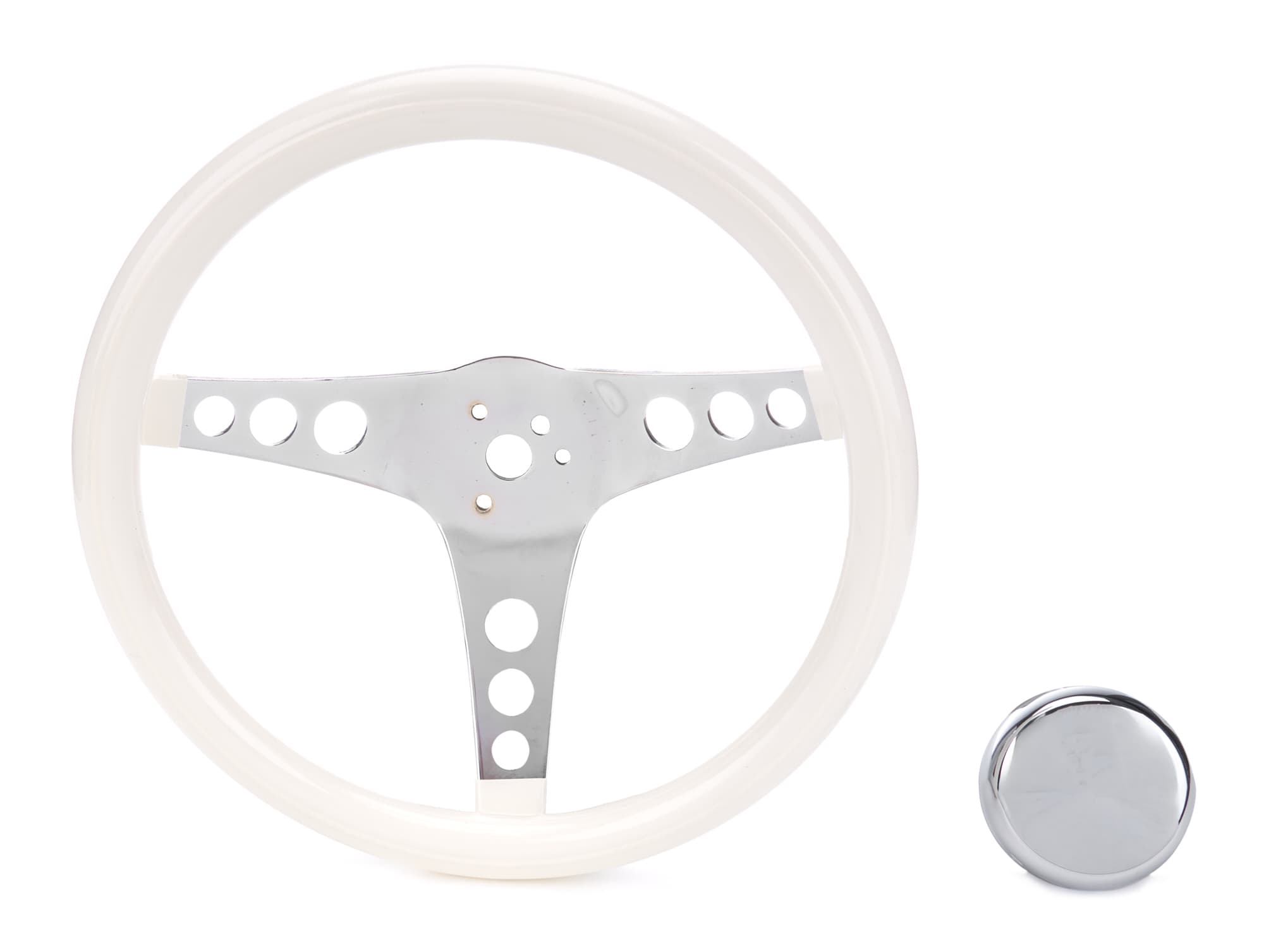 Grant Classic Series Steering Wheel; 12 1/2 in. Diameter; 3 1/2 in. Dish; White Grip; Chrome 3-Spoke Design;