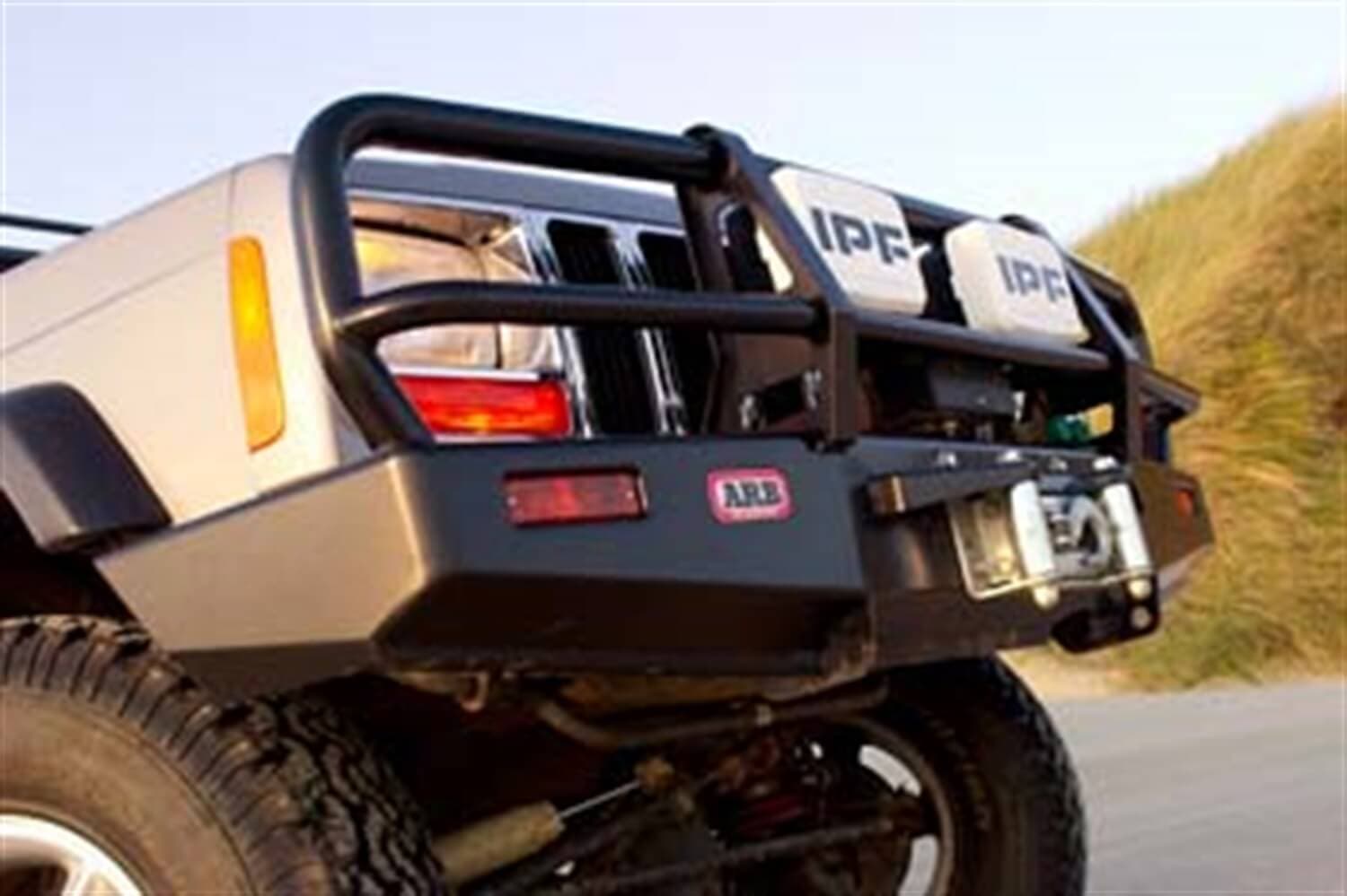 ARB BULL BAR-FOR USE W/WINCH 97-01 XJ product image