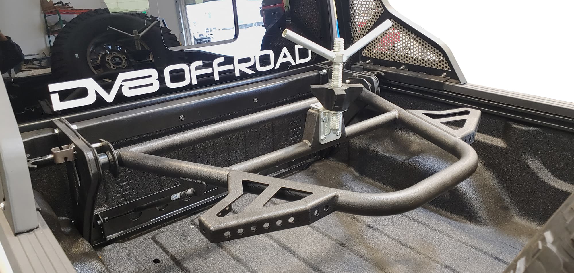 GLADIATOR IN BED ADJUSTABLE TIRE CARRIER FOR 20PRES JEEP GLADIATOR DV8 OFFROAD product image