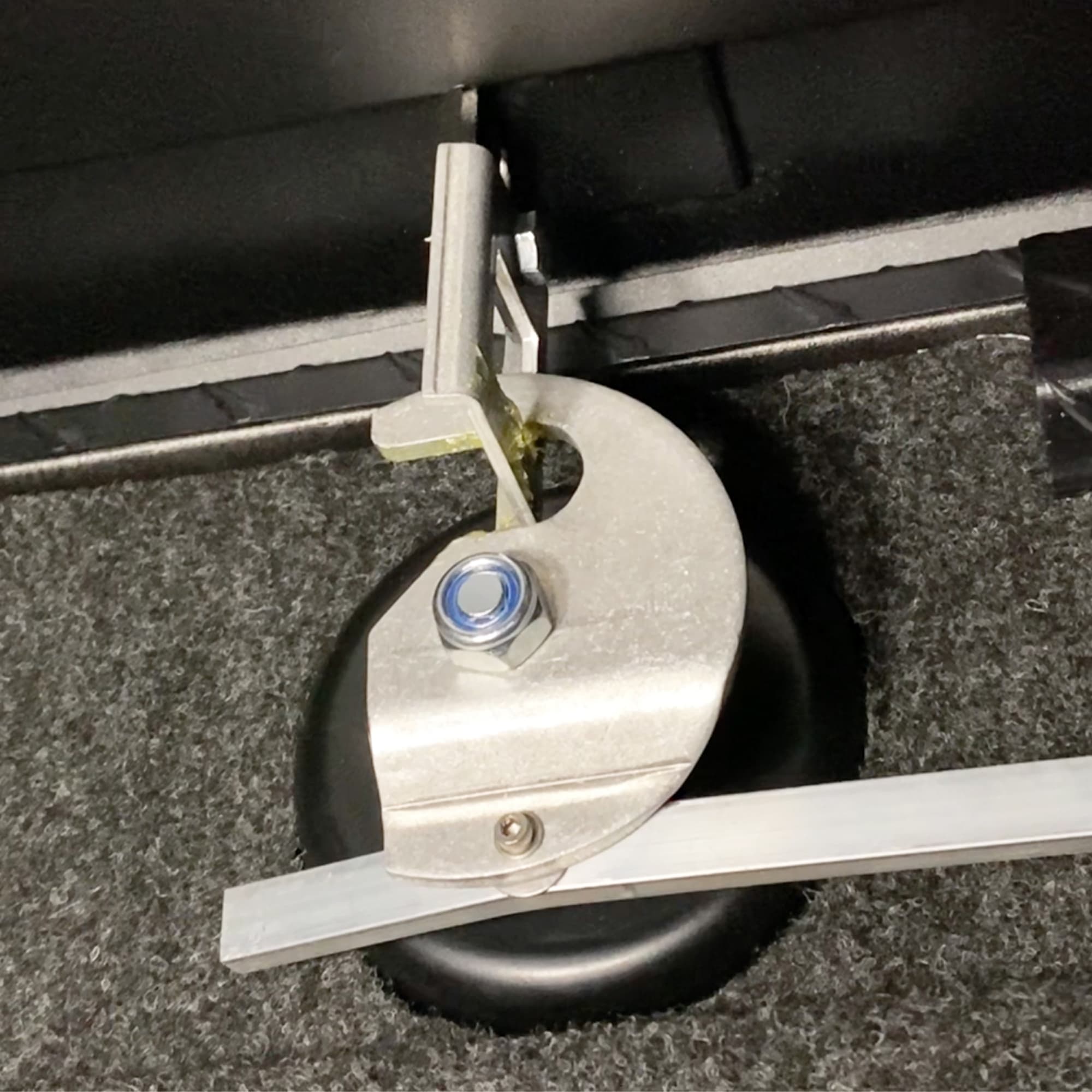 Cam 63in Crossover Low Profile Notched Matte Black product image