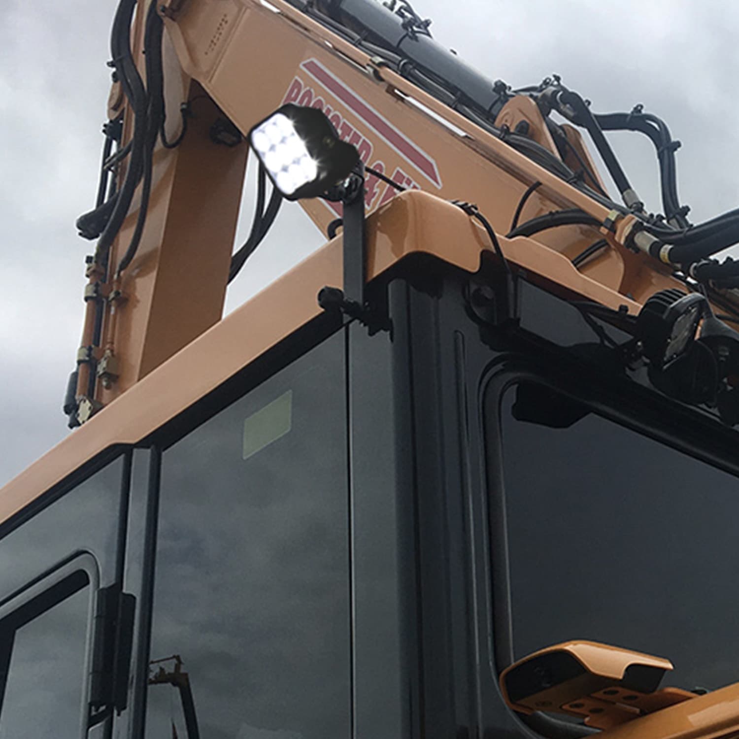 9 LED DURALUX GEN2 WORK LIGHT 60 DEGREE SYMETRICAL FLOOD WHITE product image