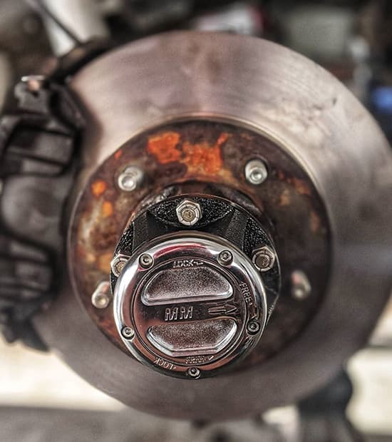 Jeep CJ Manual Locking Hub 27 Spline 5 Bolts For 80-86 Jeep CJ Supreme Mile Marker product image