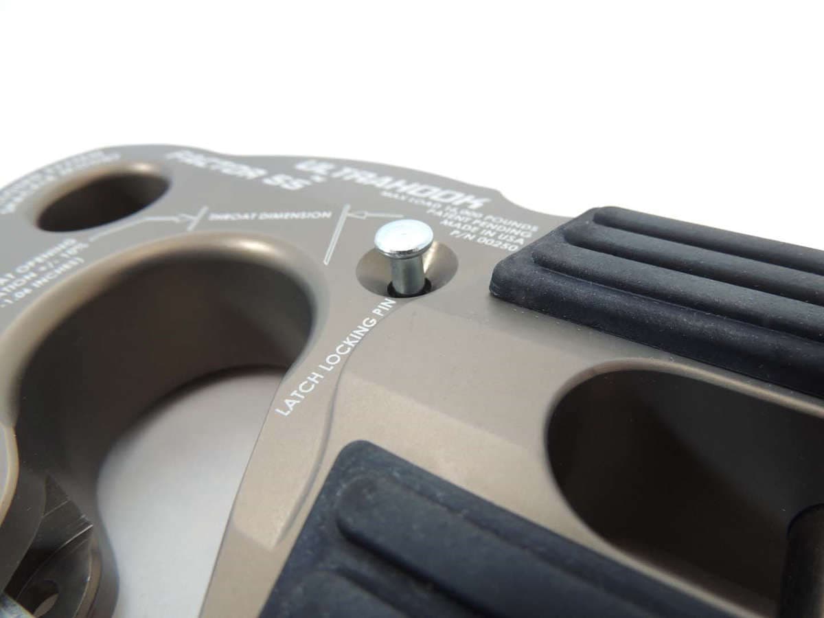 Factor 55 00250-01 ULTRAHOOK WINCH HOOK WITH SHACKLE MOUNT -- RED product image