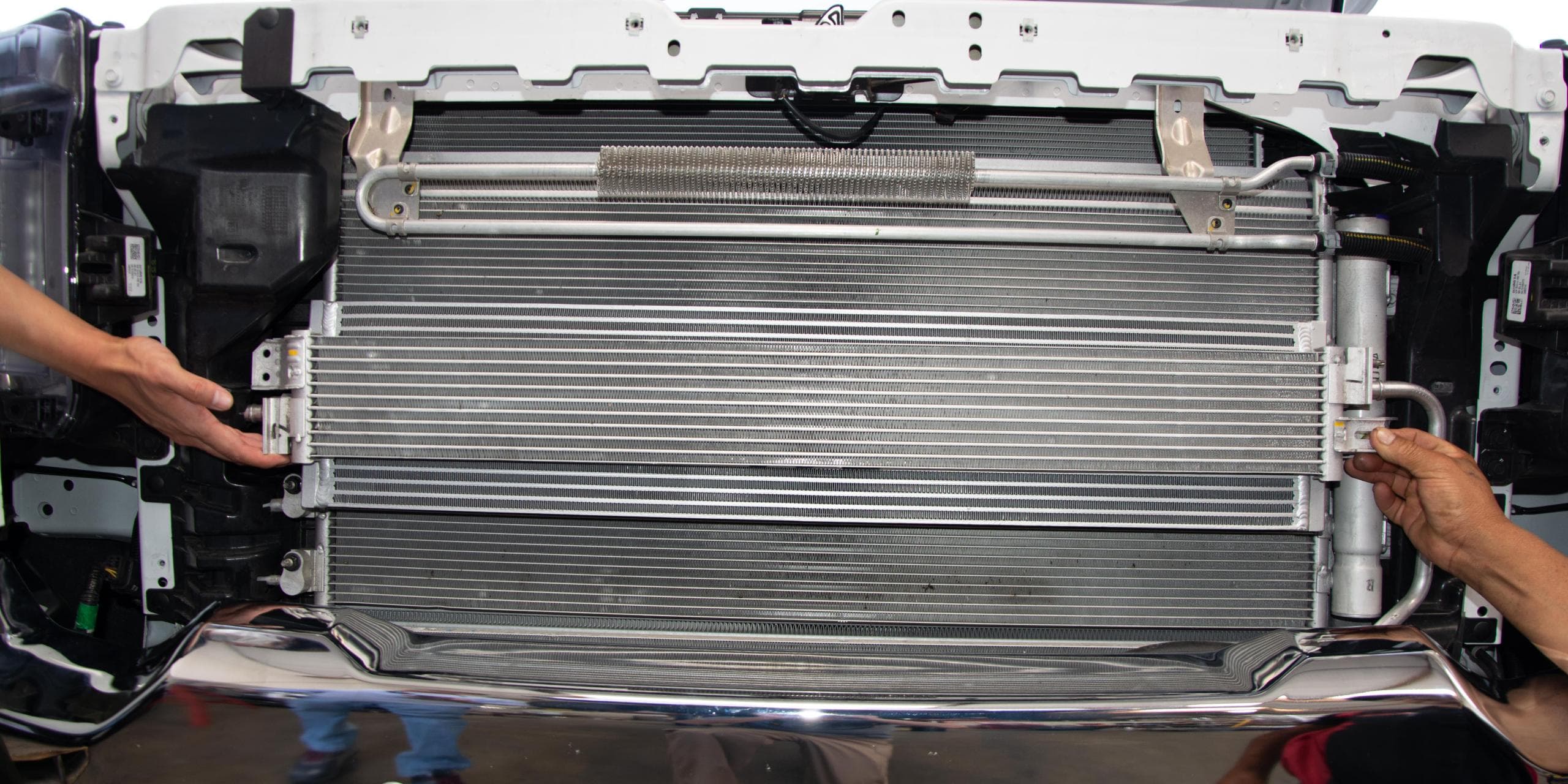 Pacific Performance Engineering 20C GM 6.6L DURAMAX WITH 10L1000 TRANSMISSION COOLER BAR AND PLATE