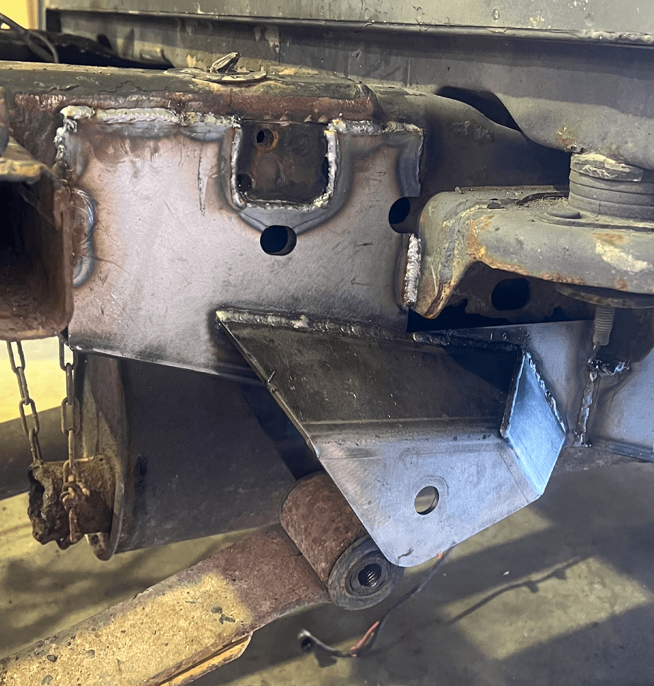 Rust Buster 2004-2008 Ford F-150 Center Rear Frame Section with Forward Leaf Spring Mount RB7071L/R product image