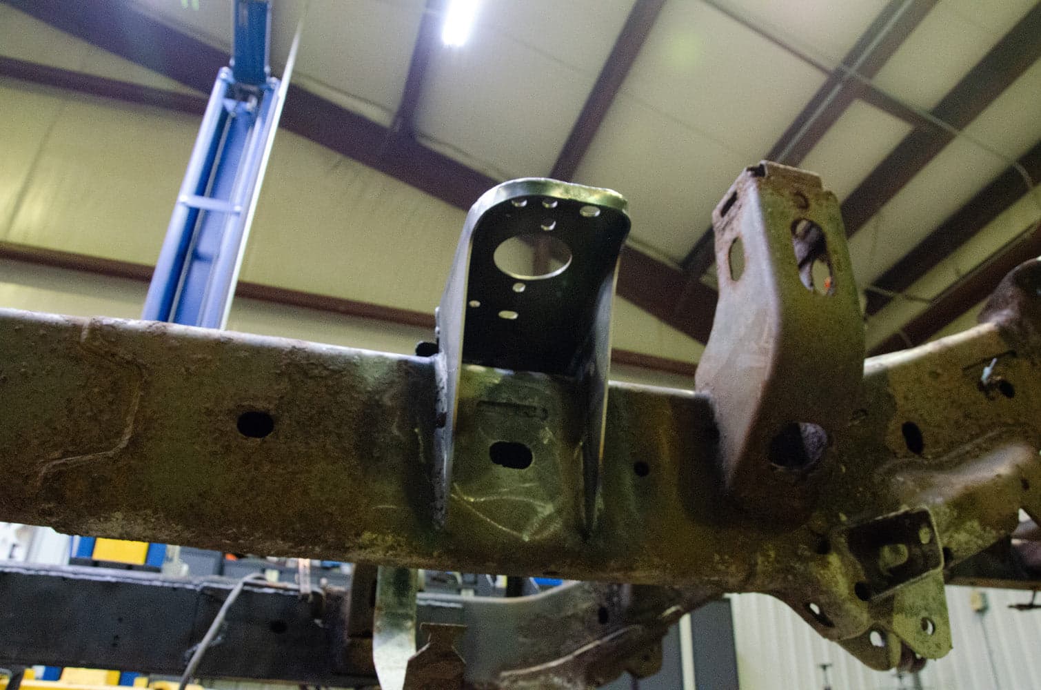 Rust Buster 2009-2018 RAM 1500 / 2019-2024 RAM 1500 CLASSIC - FITS ALL CAB AND BED CONFIGURATIONS REAR CAB MOUNT LEFT SIDE RB7737L product image