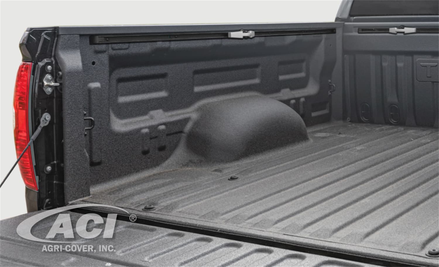 ACCESS® Original Tonneau Cover; Single Rail; With Deck Rail; product image