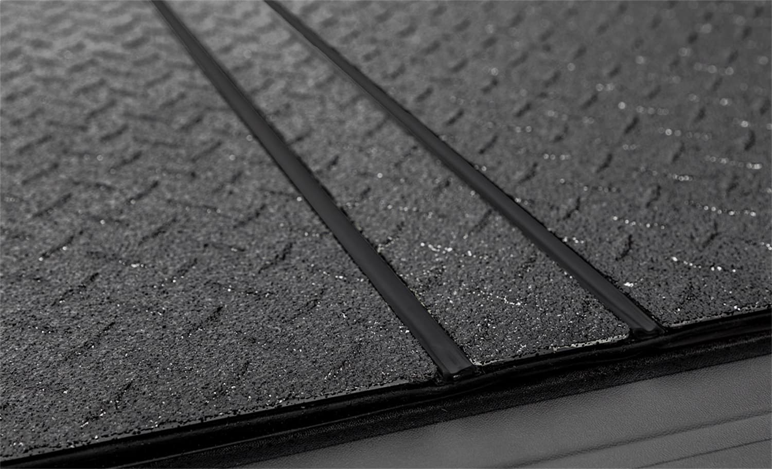 LOMAXâ„¢ Professional Series Tonneau Cover; Single Rail; Black Diamond Mist; product image