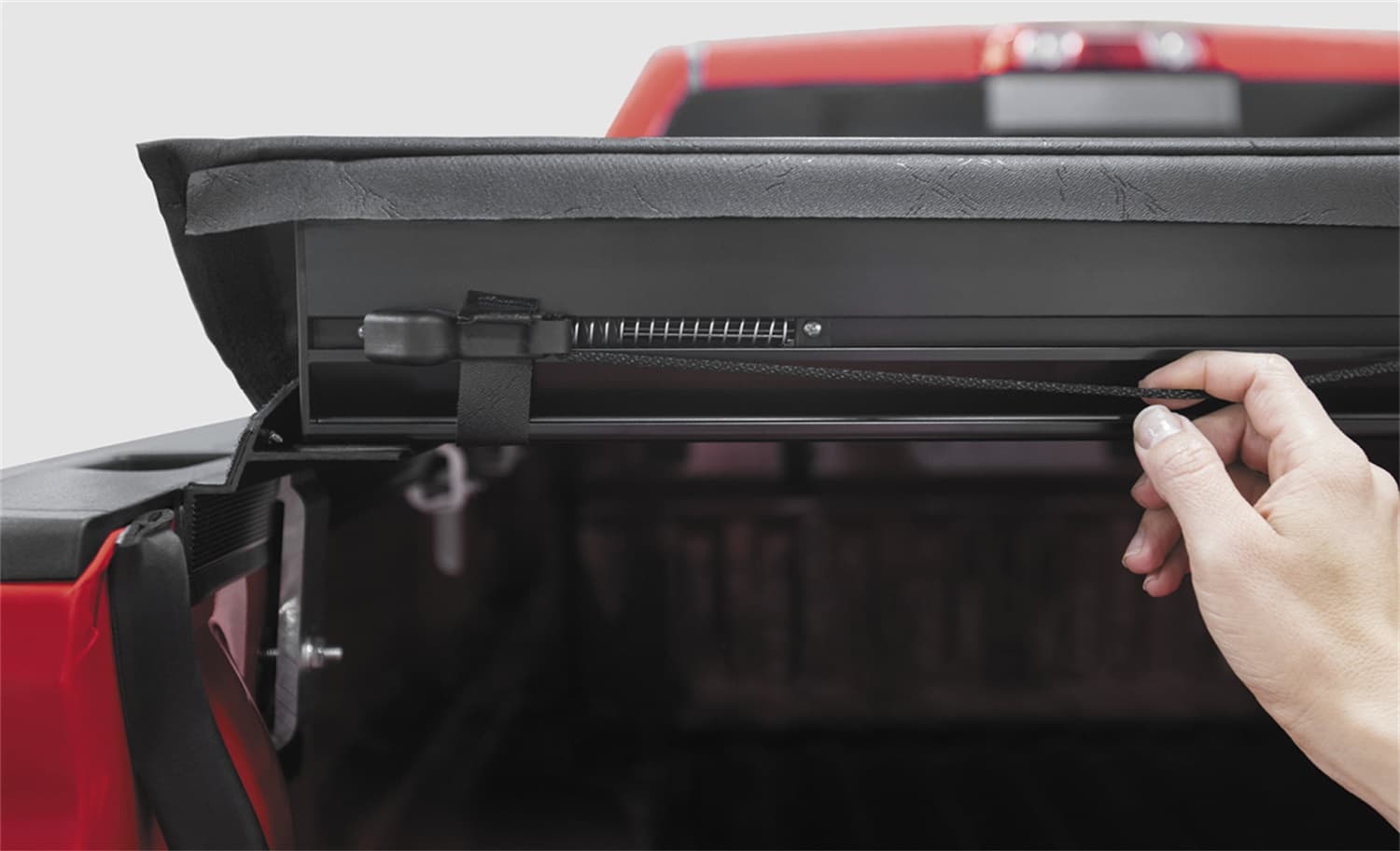 ACCESS® Original Tonneau Cover; Single Rail; product image