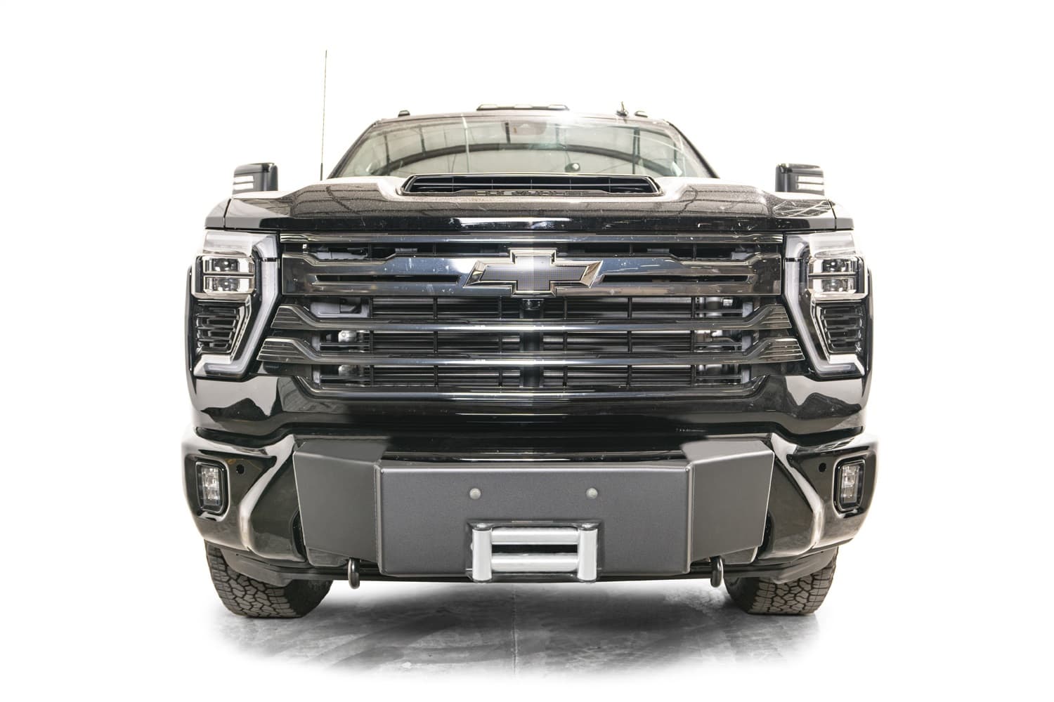 24C SILVERADO 2500/3500 WINCH MOUNT WITH NO GUARD product image