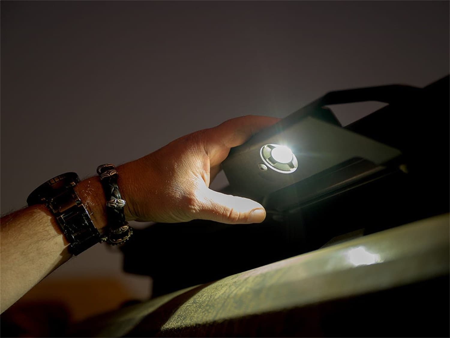 Front Runner Handle/Light Slimline II Rack Bracket product image