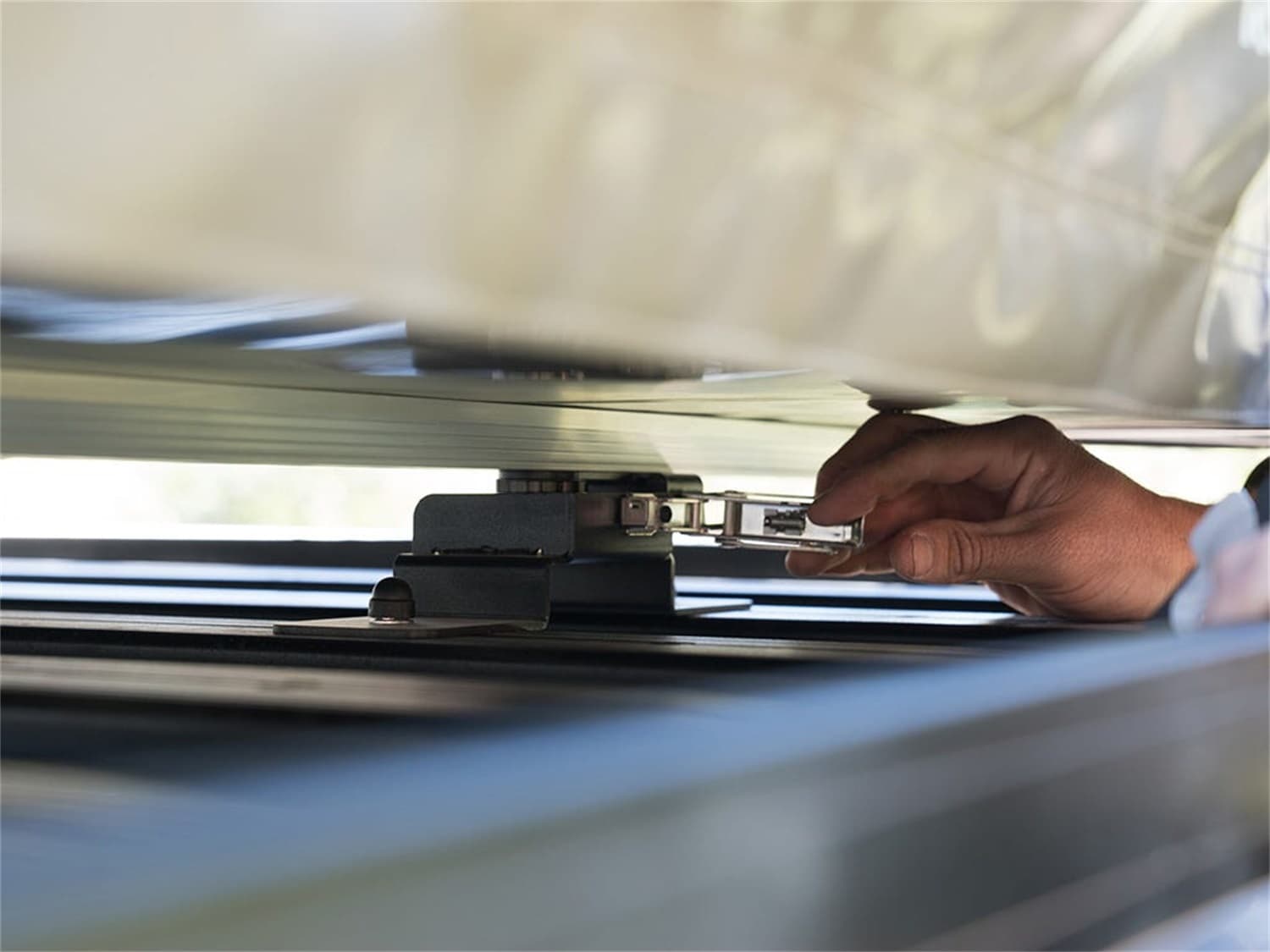 Front Runner Quick Release Tent Mount Kit 6 Piece - by Front Runner