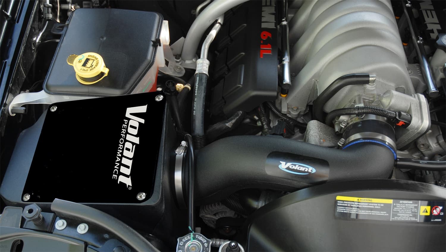 Cold Air Intake Kit; Incl. Closed Filter Box/Air Duct/Pro5 Filter/Connectors/Clamps; product image