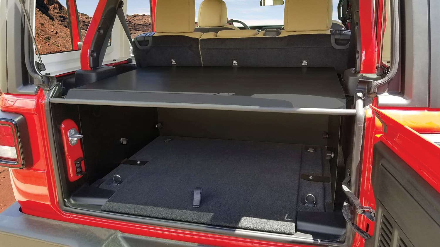 18C WRANGLER JL UNLIMITED SECURITY DECK ENCLOSURE (NOT COMPATIBLE WITH FACOTRY REAR SPEAKER OPTION)